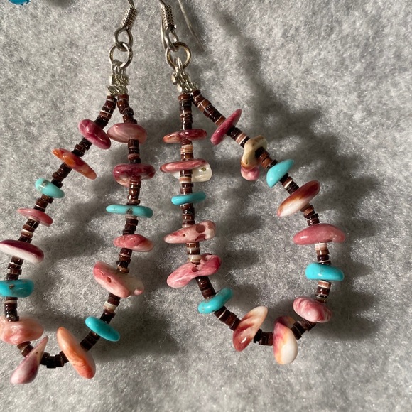 COPY - Santa Domingo hoop turquoise and spiny oyster earrings - Picture 2 of 3